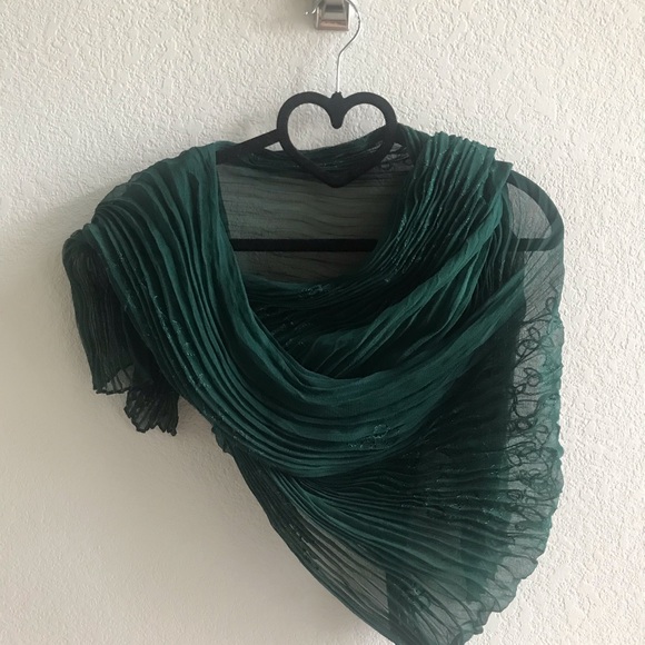 Scarf or Wrap - Picture 3 of 4